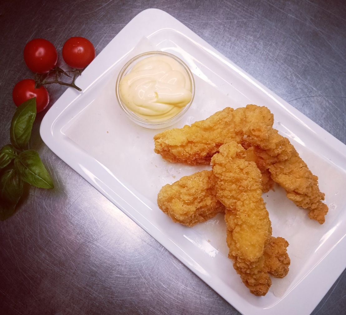 Стрипсы куриные(150г) Стрипсы куриные(150г)